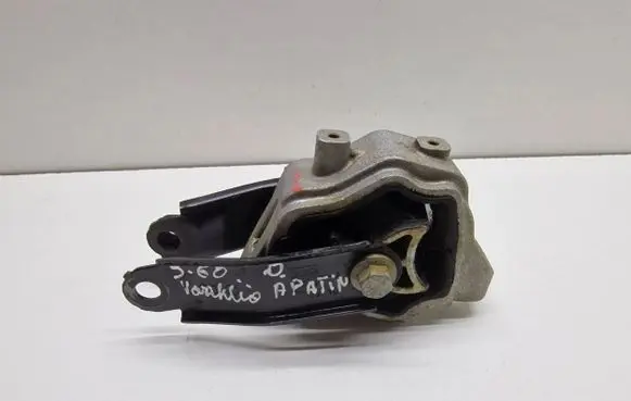 Volvo S60 Engine mount bracket 6G926P082AB 30671219
