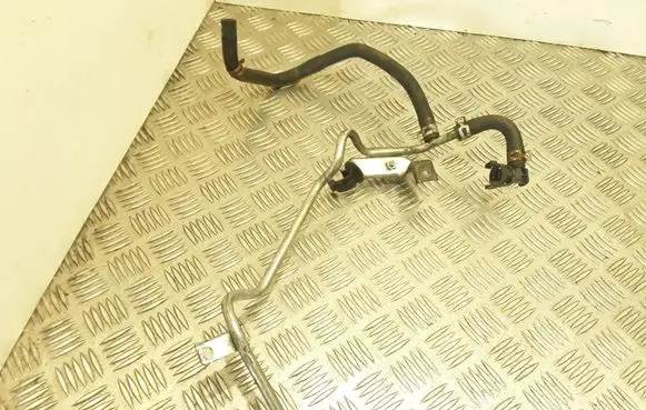 Suzuki Grand Vitara II Engine coolant pipe/hose