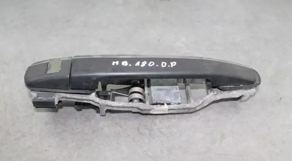 Mercedes-Benz C W202 Front door exterior handle