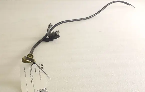 Hummer H3 Oil level dip stick 