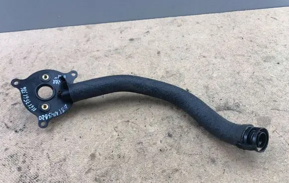 BMW 1 E81 E87 Breather hose/pipe 11617561386 7561386 70307814