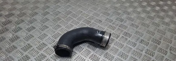 Volkswagen PASSAT B5.5 Intercooler hose/pipe