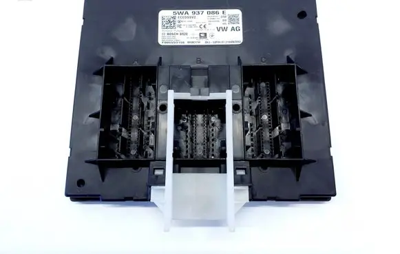 Skoda Octavia Mk4 Central body control module 5WA937086E