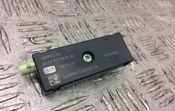 BMW 2 F22 F23 Aerial antenna amplifier 9277818