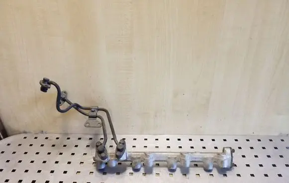 Mitsubishi Space Wagon Fuel main line pipe