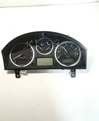 Land Rover Discovery 3 - LR3 Speedometer (instrument cluster) 8H2210849BA 010587410002BA LR0825002M0C0