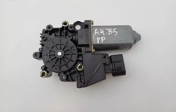 Audi A4 S4 B5 8D Front door window regulator motor 8D0959802