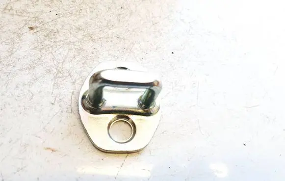 KIA EV6 Front door lock loop/hook striker 