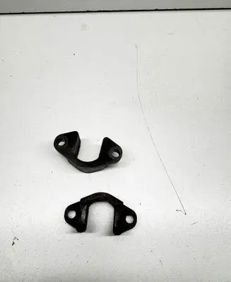 BMW 5 E39 Fuel Injector clamp holder 7787215 13537787215