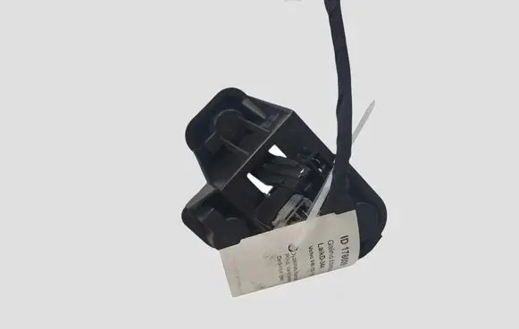 Volvo V40 Tail light bulb cover holder 31299833