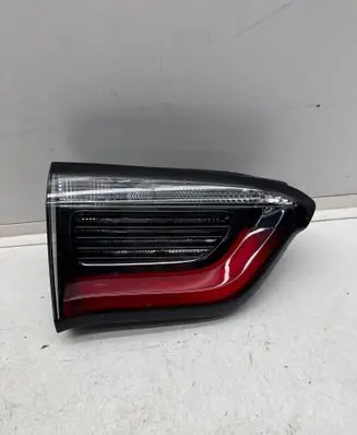 Tailgate rear/tail lights