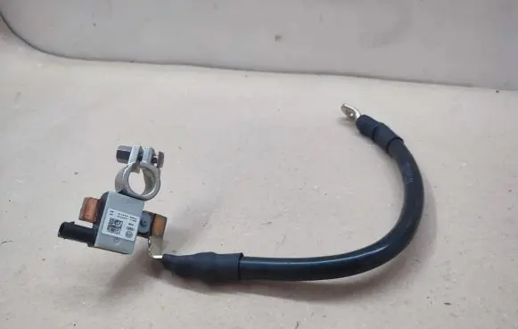 Audi A4 S4 B8 8K Negative earth cable (battery) 8T0915181