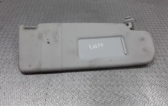 Volkswagen Golf V Sun visor