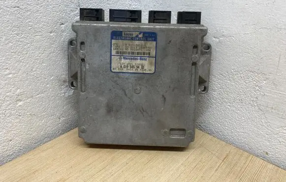 Mercedes-Benz Sprinter W901 W902 W903 W904 Engine control unit/module A0195459432 0029671 04010012D