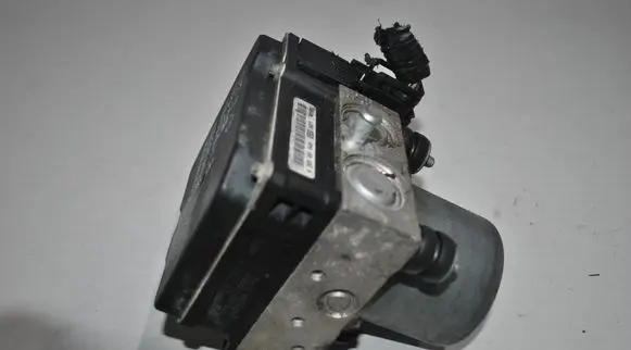 Mitsubishi Colt ABS Pump 0265230168 08120853749 4670A403B06