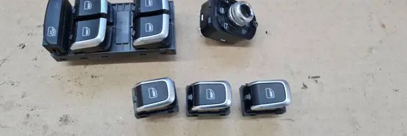 Audi A5 Sportback 8TA Electric window control switch 8K0959851F 042502S