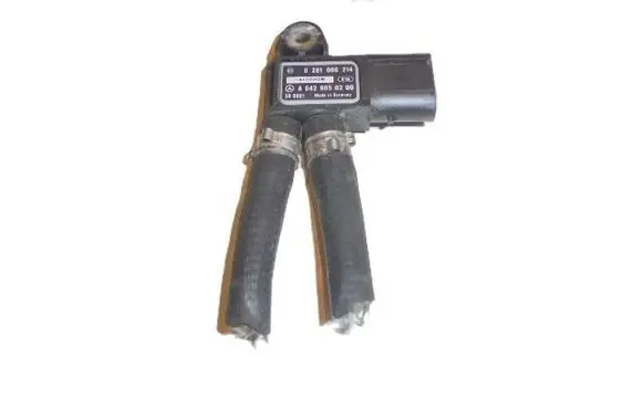 Mercedes-Benz B W246 W242 Exhaust gas pressure sensor 0281006214