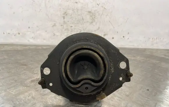 Jeep Grand Cherokee Engine mount bracket 05038548AC