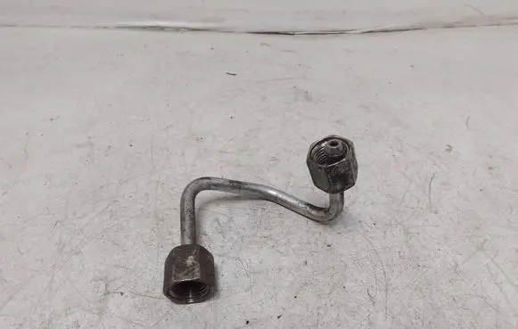 Fuel injector supply line/pipe