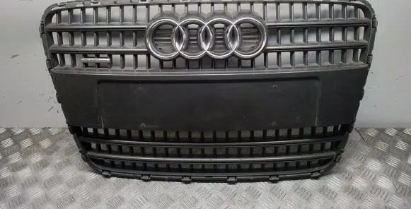 Audi Q7 4L Front bumper upper radiator grill 4L0853651