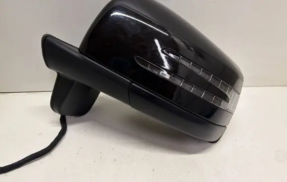 Mercedes-Benz G W463 2nd Gen Front door electric wing mirror