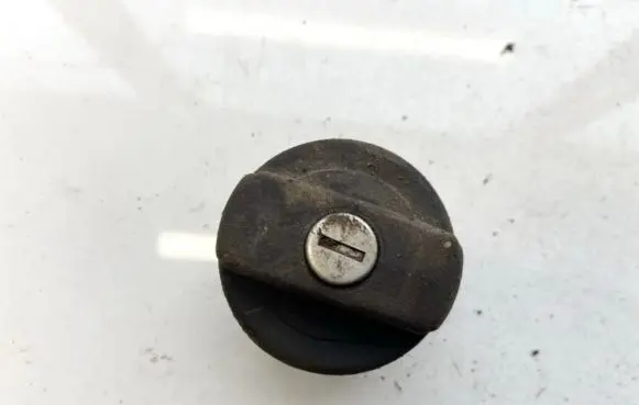 Fuel tank filler cap