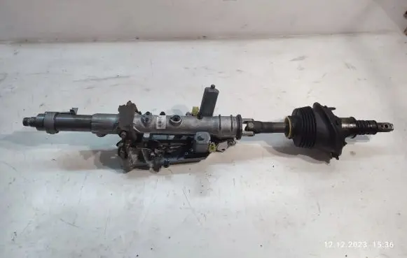 Steering wheel axle set
