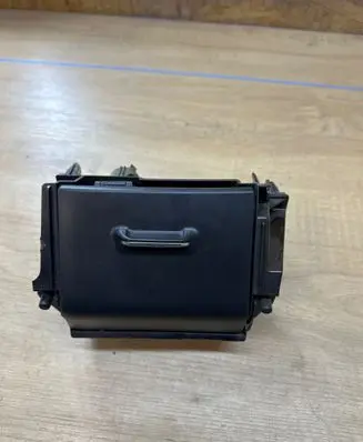 Toyota Auris E180 Glove box 5541402320