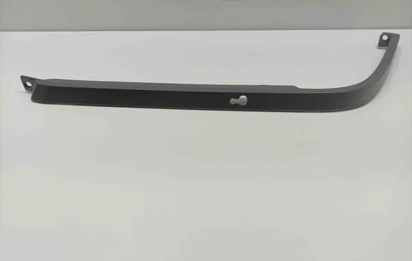 Under headlight/headlamp trim