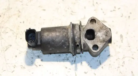 Volkswagen Sharan EGR valve 06A131501E
