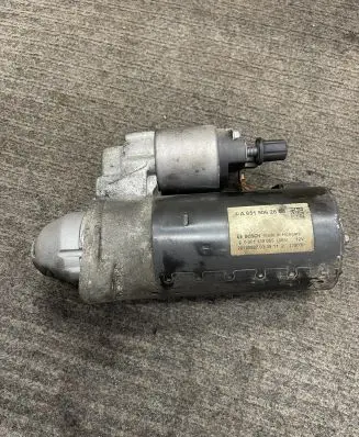 Mercedes-Benz E W212 Starter motor A6519062800
