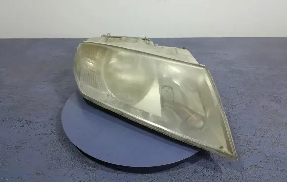 Skoda Octavia Mk2 (1Z) Headlight/headlamp