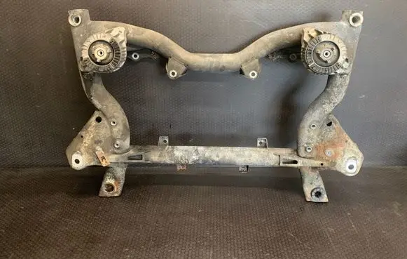 Mercedes-Benz C W204 Front subframe