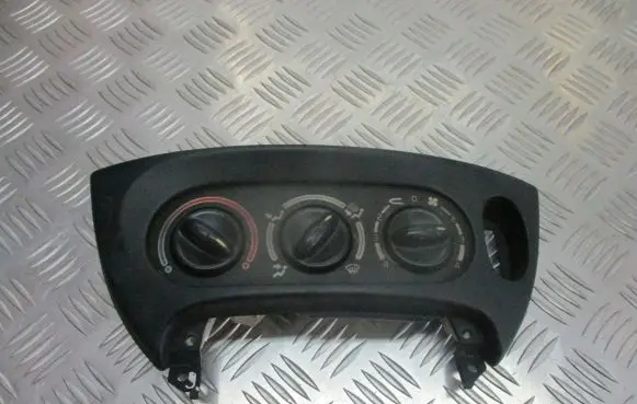 Renault Megane I Interior fan control switch 