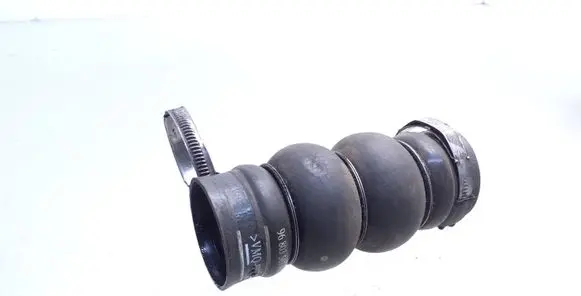 Intercooler hose/pipe