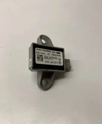 Mercedes-Benz C W204 Airbag deployment crash/impact sensor A2048210651
