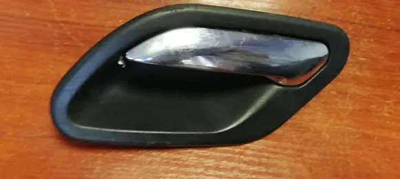 BMW 5 E39 Front door interior handle 7032925