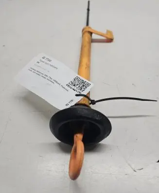Seat Leon (1P) Oil level dip stick 