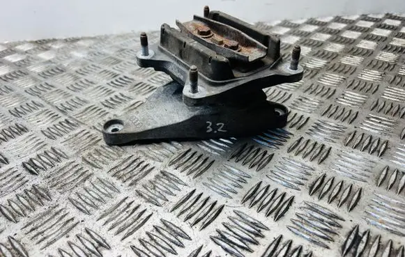 Audi A6 S6 C6 4F Gearbox mounting bracket 4F0399115AG