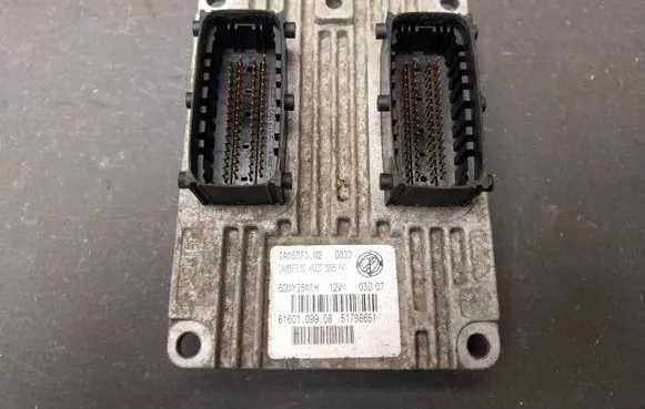 Citroen C4 I Picasso Engine control unit/module 51798649 6160109808
