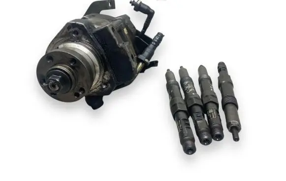 Ford Mondeo Mk III Fuel injection system set 0652AY13F73 5s7q9k546ab EJDR00601D
