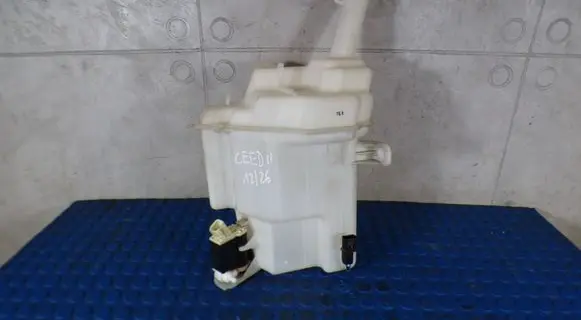 KIA Ceed Windshield washer fluid reservoir/tank CART98610A2000 98610A2000