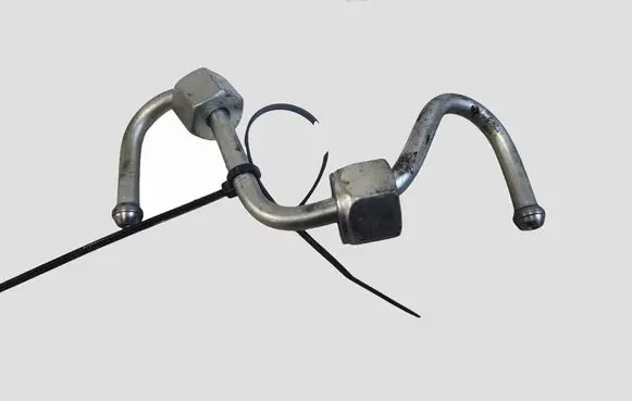 Renault Espace IV Fuel injector supply line/pipe