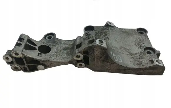 Volkswagen Jetta V Other engine bay part 038903143AF