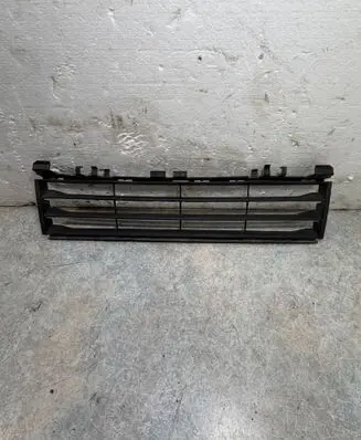 BMW 5 G30 G31 G38 Front bumper lower grill 7385257 51117385257
