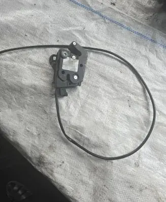 Ford B-MAX Front door lock AV1AR218D04AD 210213 611103