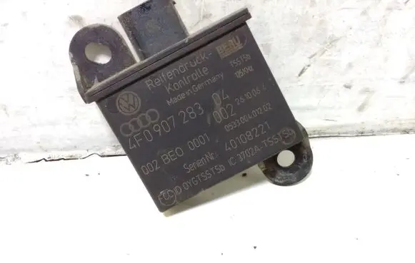 Audi A6 Allroad C6 Tire pressure sensor 4F0907283 40108221 053300401202