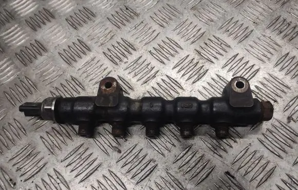 Ford Focus C-MAX Fuel main line pipe 9654592680 120419021977