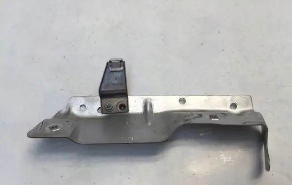 BMW 2 F44 Exhaust heat shield 8647243