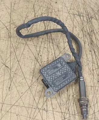 Mercedes-Benz E W213 Lambda probe sensor A0009057208